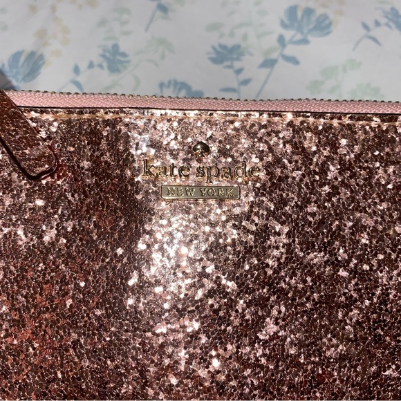 kate spade Handbags - Pink Glitter Kate Spade Wristlet
